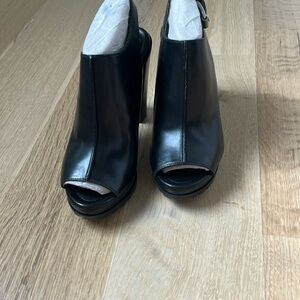 Michael Michael Kors Black Leather Flynn Sling